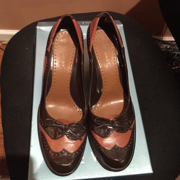 Nine West 2.75" square heel. Offers welcomed 😃