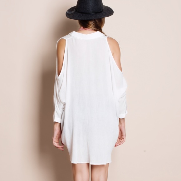 Cold Shoulder Button Down Collared Blouse - Picture 3 of 4