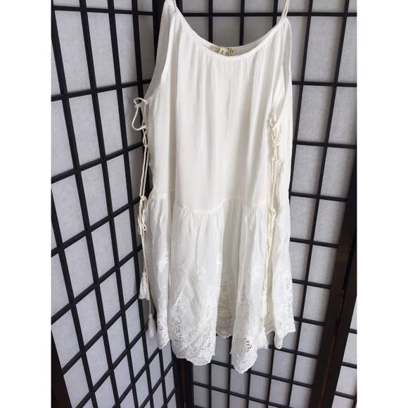 LAST ONE 6x ❤️HP❤️Cream gauze dress - Picture 2 of 4