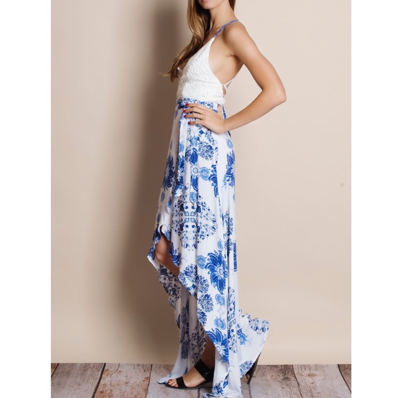 Crochet Backless Maxi Dress - Picture 3 of 4