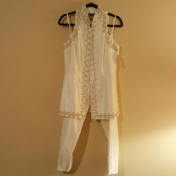 Beautiful Brocade Bordered pantsuit NWT