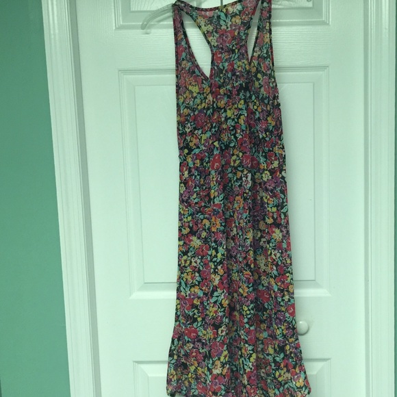 High/low dress - Picture 2 of 4