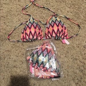 Warm okay foil The teeny triangle top 👙💕