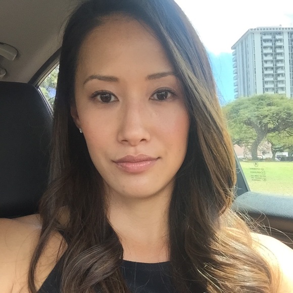 Meet your Posher, Jennifer - Picture 1 of 1