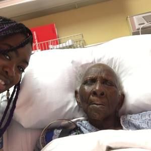 Meet your Posher, Kaila