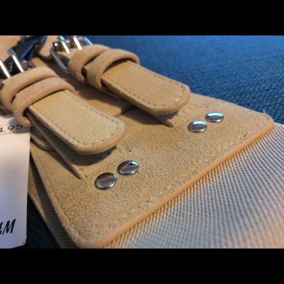 H&M Wide Waist Belt - Picture 4 of 4