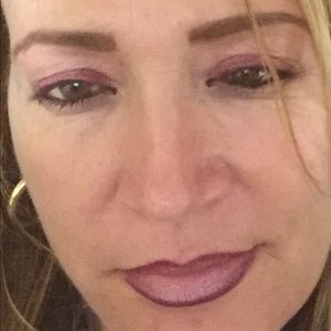 Meet your Posher, Yenima