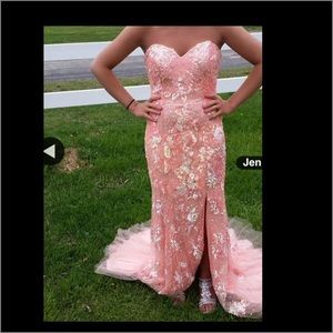 Beautiful prom dress