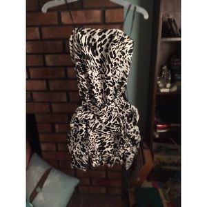 Cute Black and White Dress