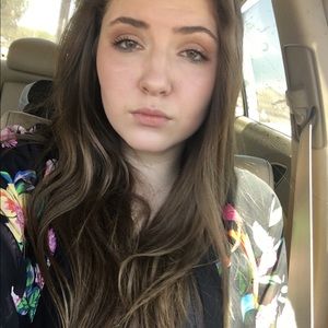 Meet your Posher, Taryn