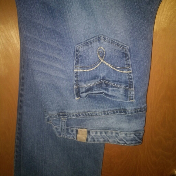 °•SOLD•° Maurice's 20 reg Ivy Boot Cut
