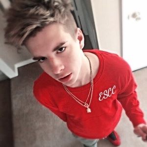 Meet your Posher, Chris