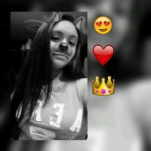 Meet your Posher, Melanie