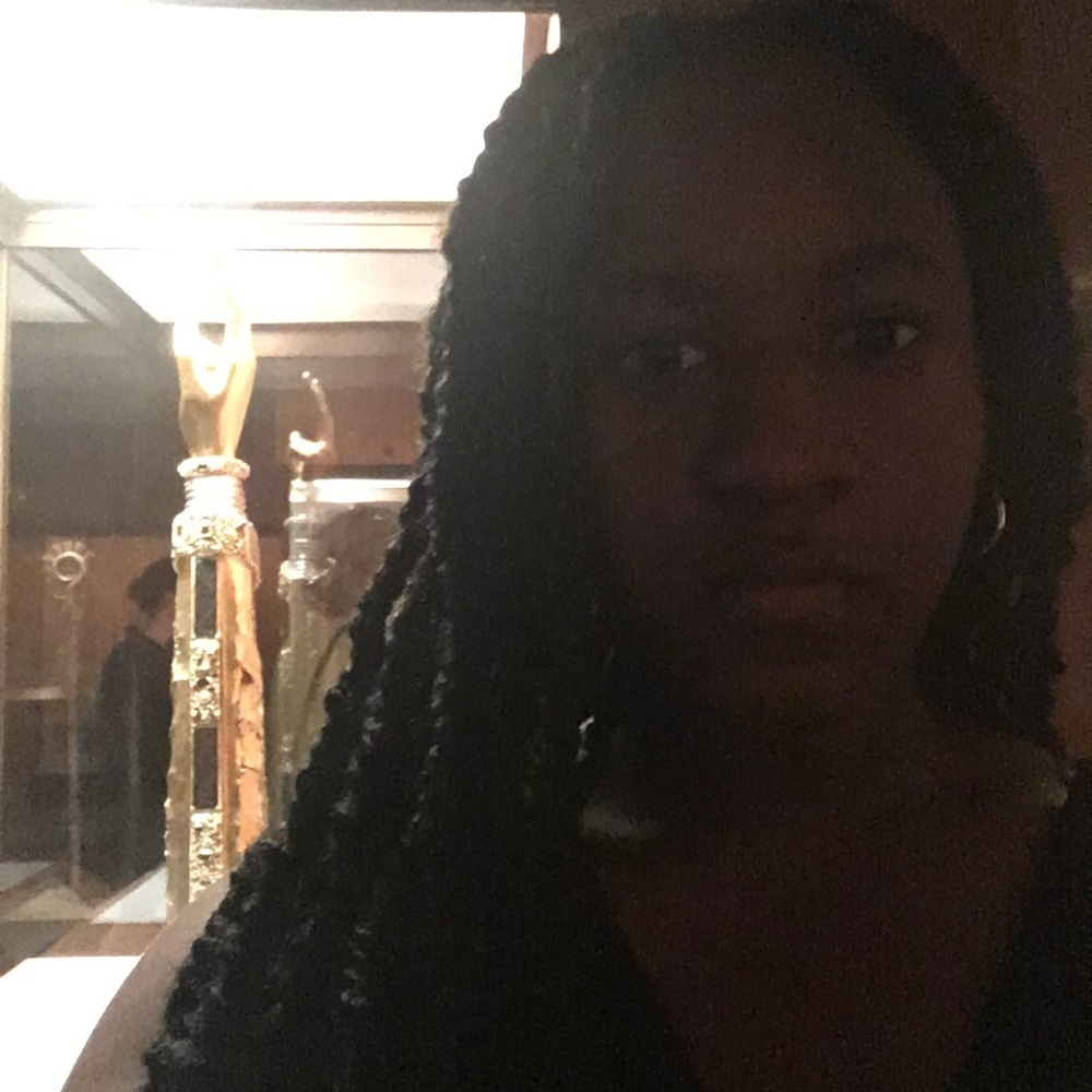 Meet your Posher, Cristal