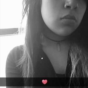 Meet your Posher, Lesly