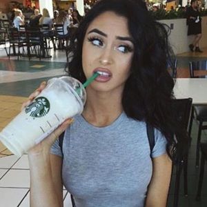 Meet your Posher, Allison