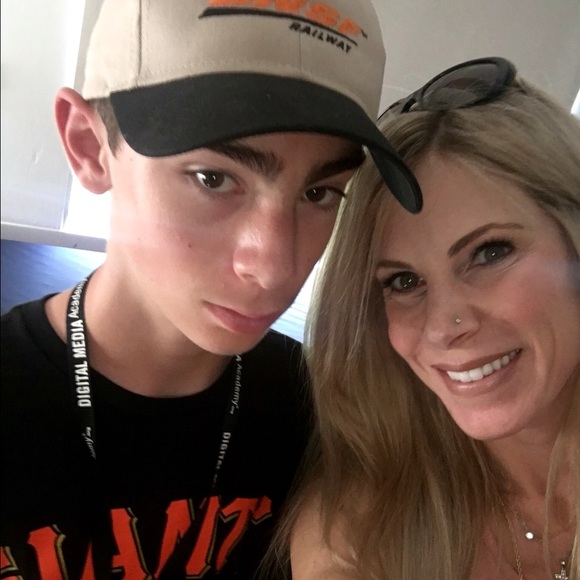 Meet your Posher, Trisha - Picture 3 of 4