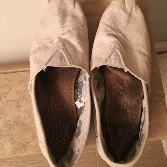 White Toms