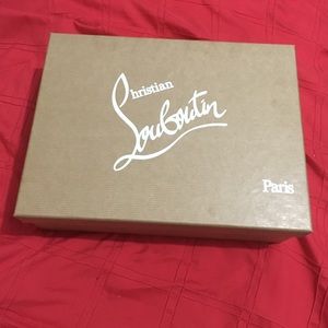 Christian Louboutin So Kate Shoe box