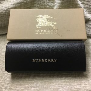 New Burberry Sunglasses Case