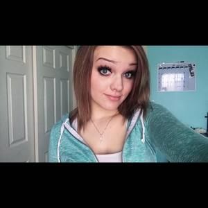 Meet your Posher, Celeste