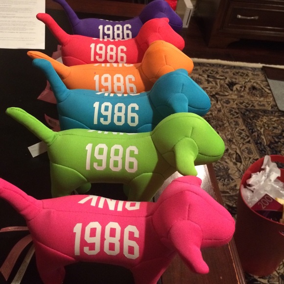 VS DOGS (6 COLORS AVAILABLE)