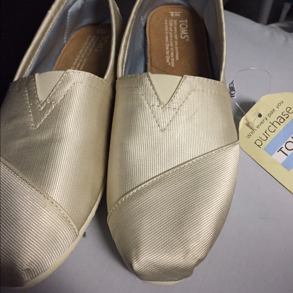 Toms ivory women's size 8 BRAND NEW