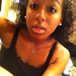 Meet your Posher, Deondra