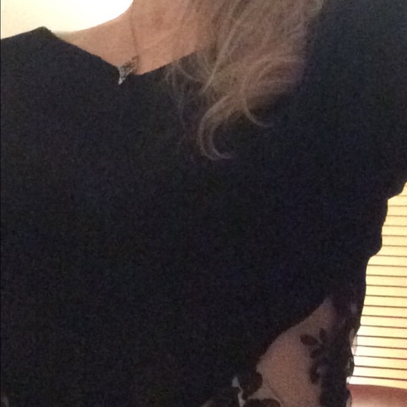 ❌Sold Valentino black top/blouse with lace detail - Picture 4 of 4