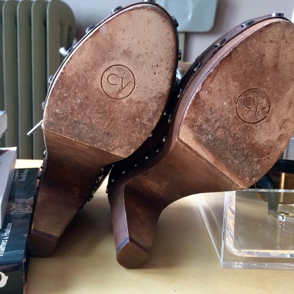 ❌SOLD❌ Cynthia Vincent 'Wesley' Oxford Clogs - Picture 4 of 4