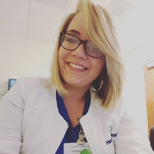 Meet your Posher, Stephanie