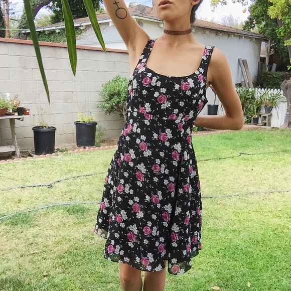Kimchi Blue floral swing dress - Picture 1 of 4