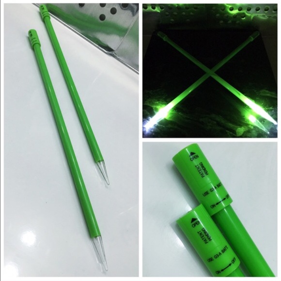 LED Light Up Knitting Needles for DIY - Picture 4 of 4