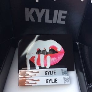 Heir and King K by Kylie Cosmetics