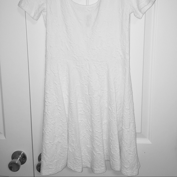 Fit&flare white dress - Picture 2 of 3