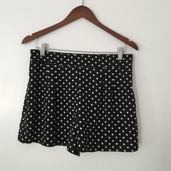 TAKARA Shorts