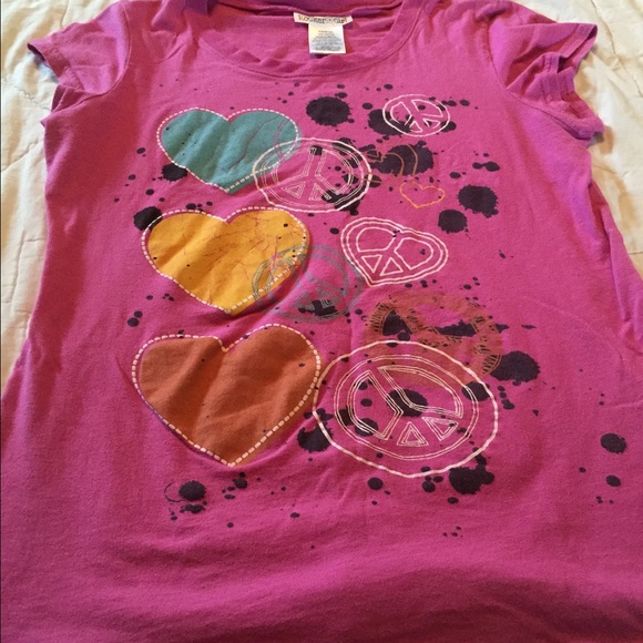 Graphic tee