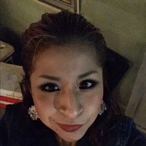 Meet your Posher, Diana