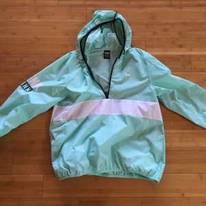 Pink windbreak perfect condition!!!