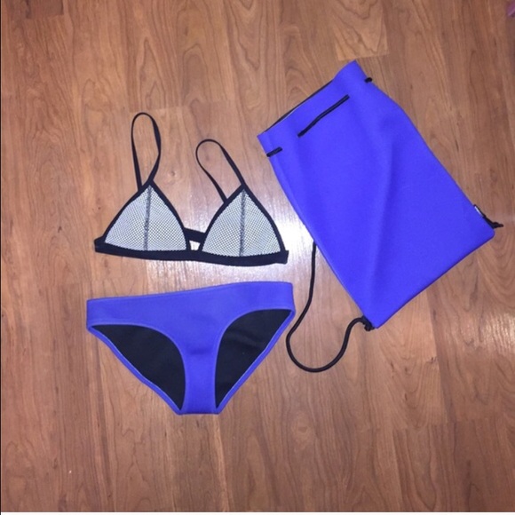 Penny Wanderlust Triangl bikini