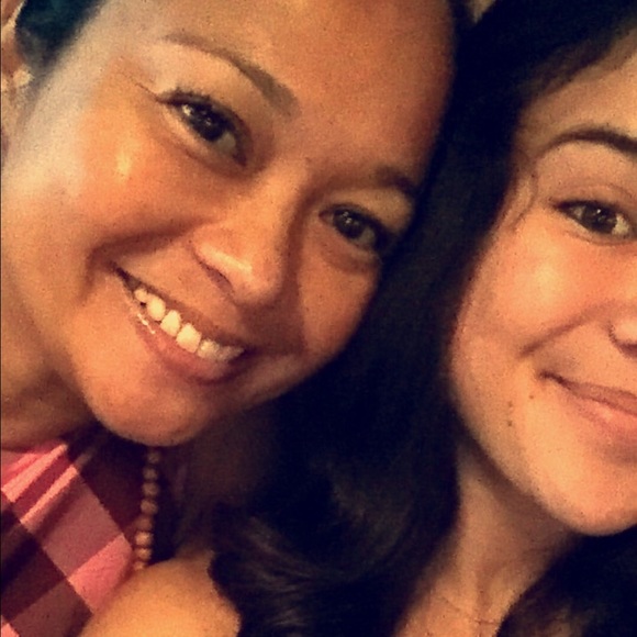 Meet your Posher, Lisa - Picture 1 of 1