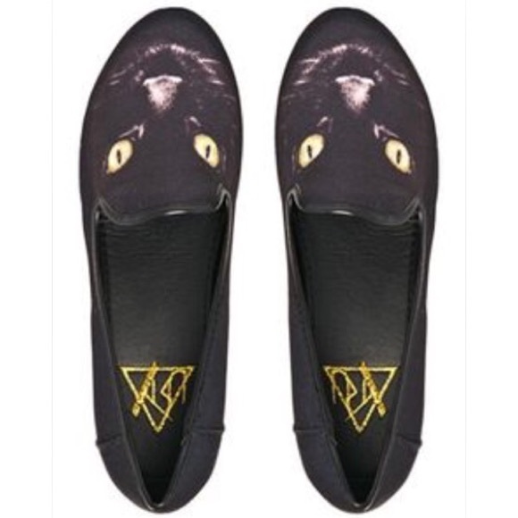 Cat eyes shoe - Picture 1 of 5