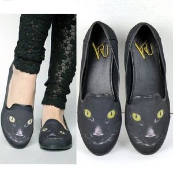 Cat eyes shoe - Picture 3 of 5