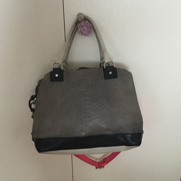 Diane von Furstenberg Drew python leather tote - Picture 3 of 4