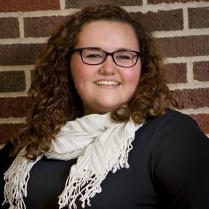 Meet your Posher, Abbey