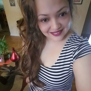 Meet your Posher, Iris