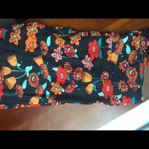 Lularoe Tall and Curvy Leggings