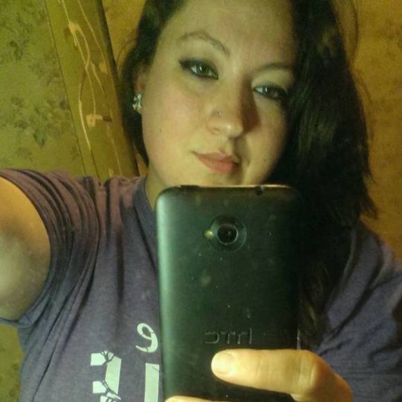 Meet your Posher, Heather - Picture 1 of 1