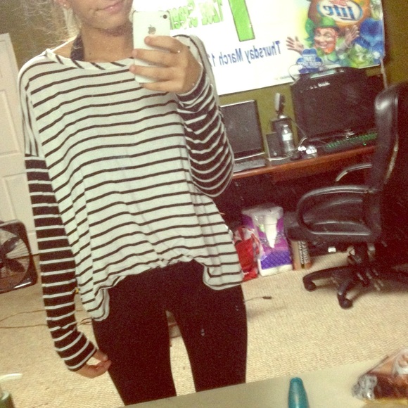 Forever 21 long sleeve tee