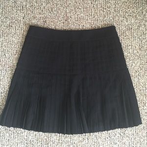 New J Crew black Pleated skirt
